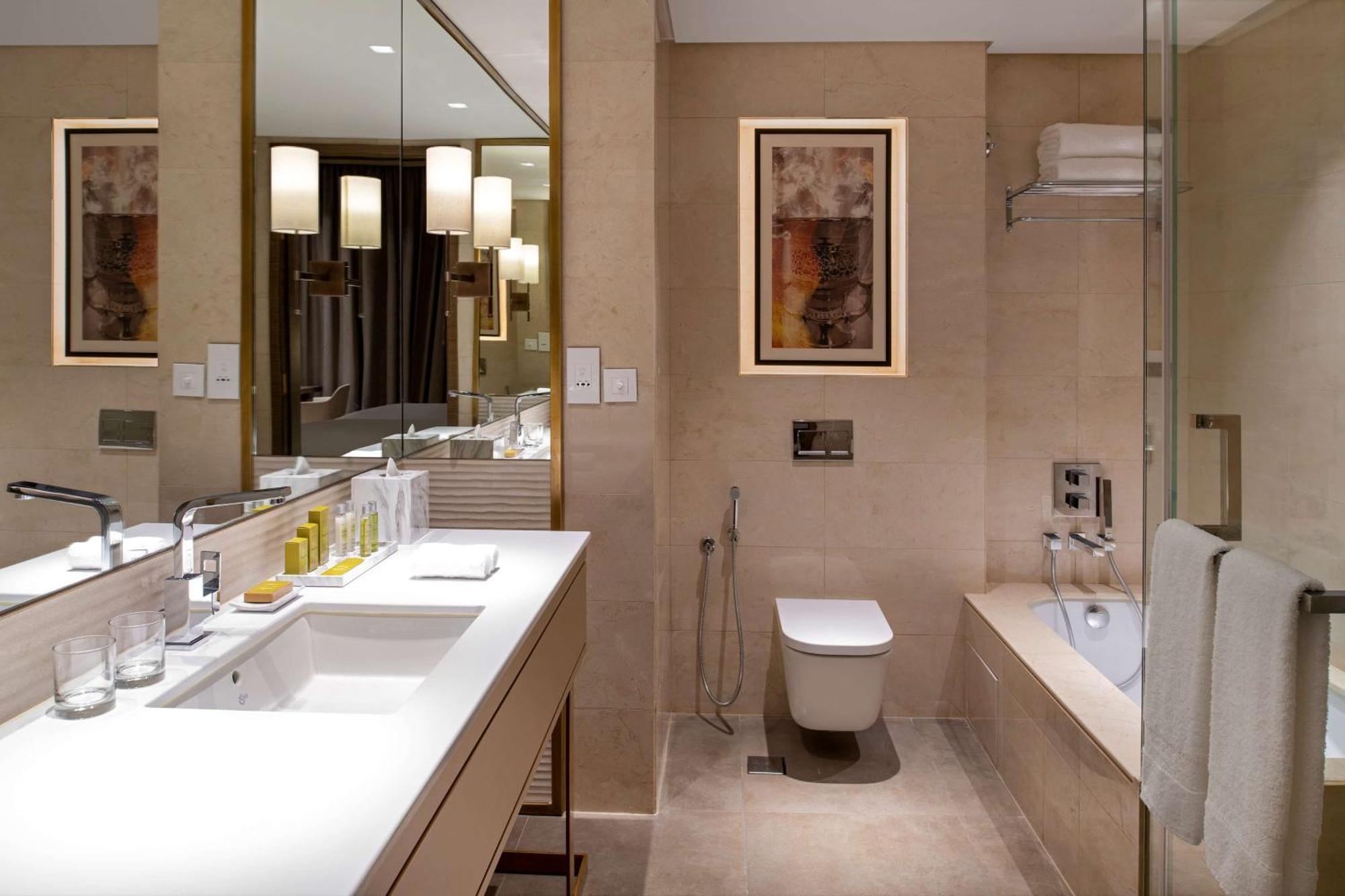 Doubletree Suites By Hilton - Riyadh Financial District エクステリア 写真
